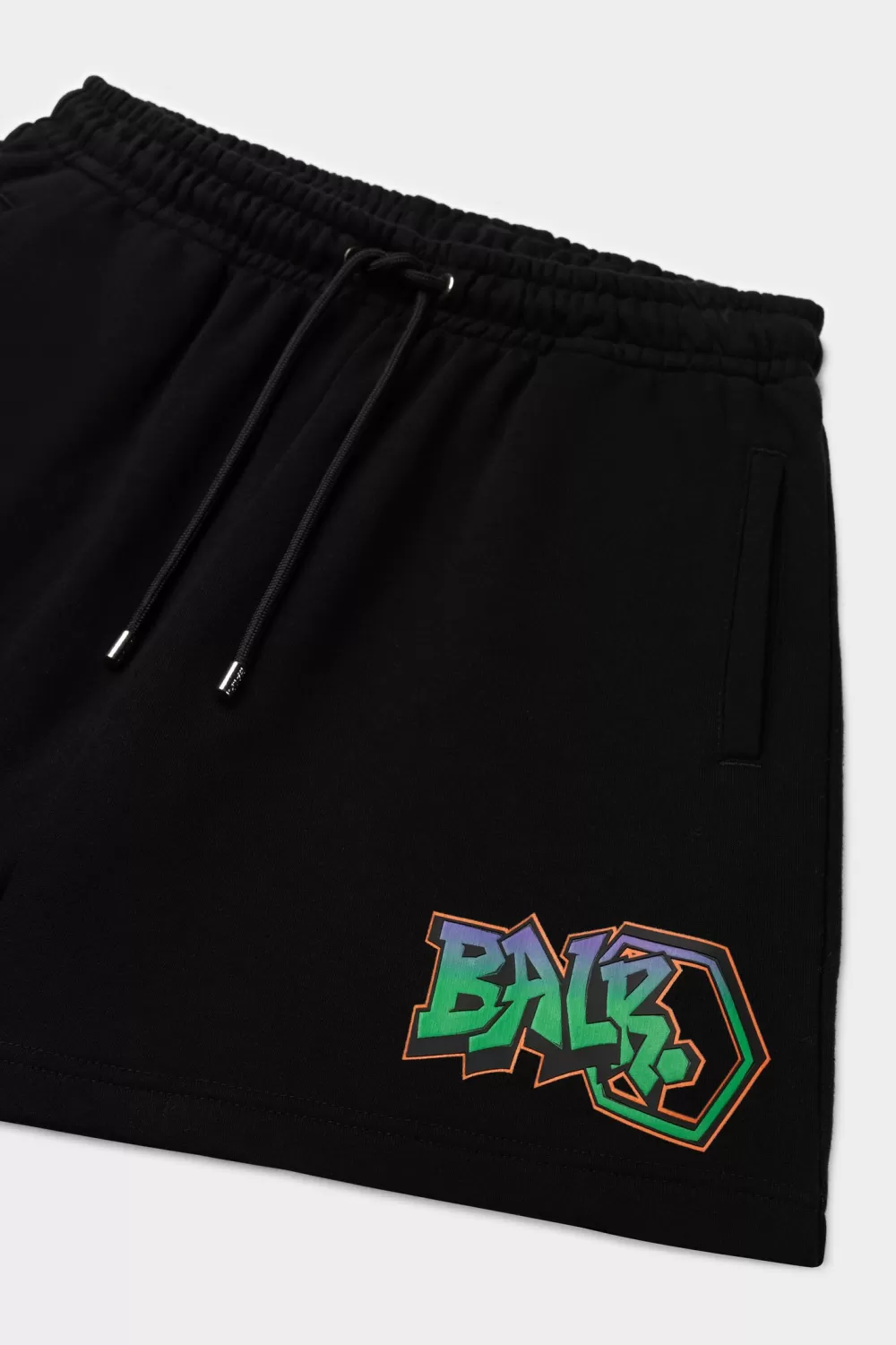 Flash Sale Storm Graffiti Regular Shorts Jet Black Heren Shorts